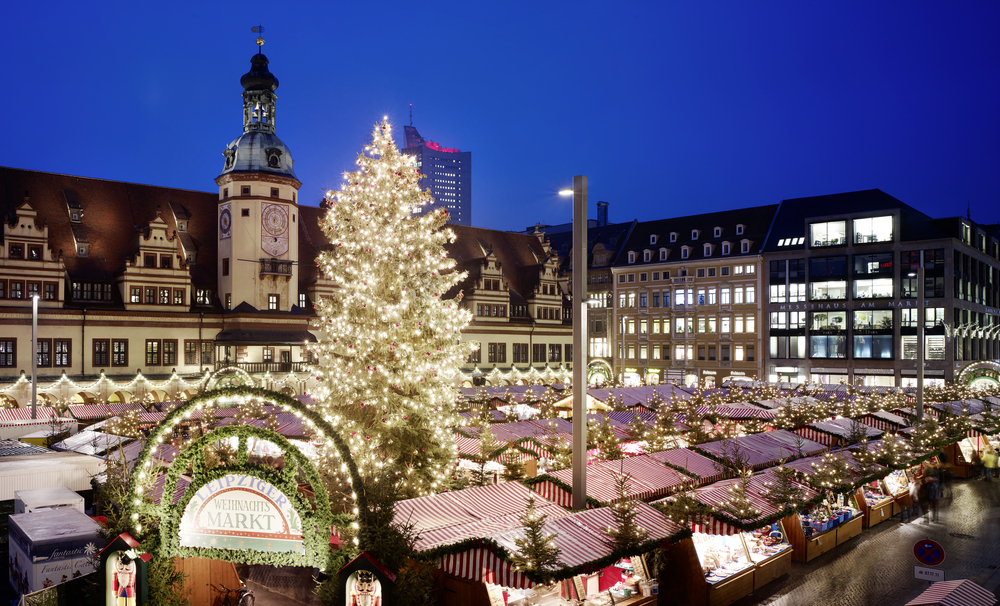 Kulinarische Abenteuer zu Weihnachten: Die besten Dinner-Shows in Leipzig