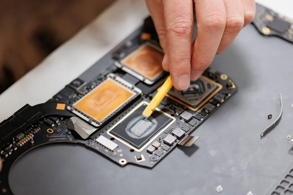 MacBook Akku Reparatur für optimale Akkulaufzeit und Performance